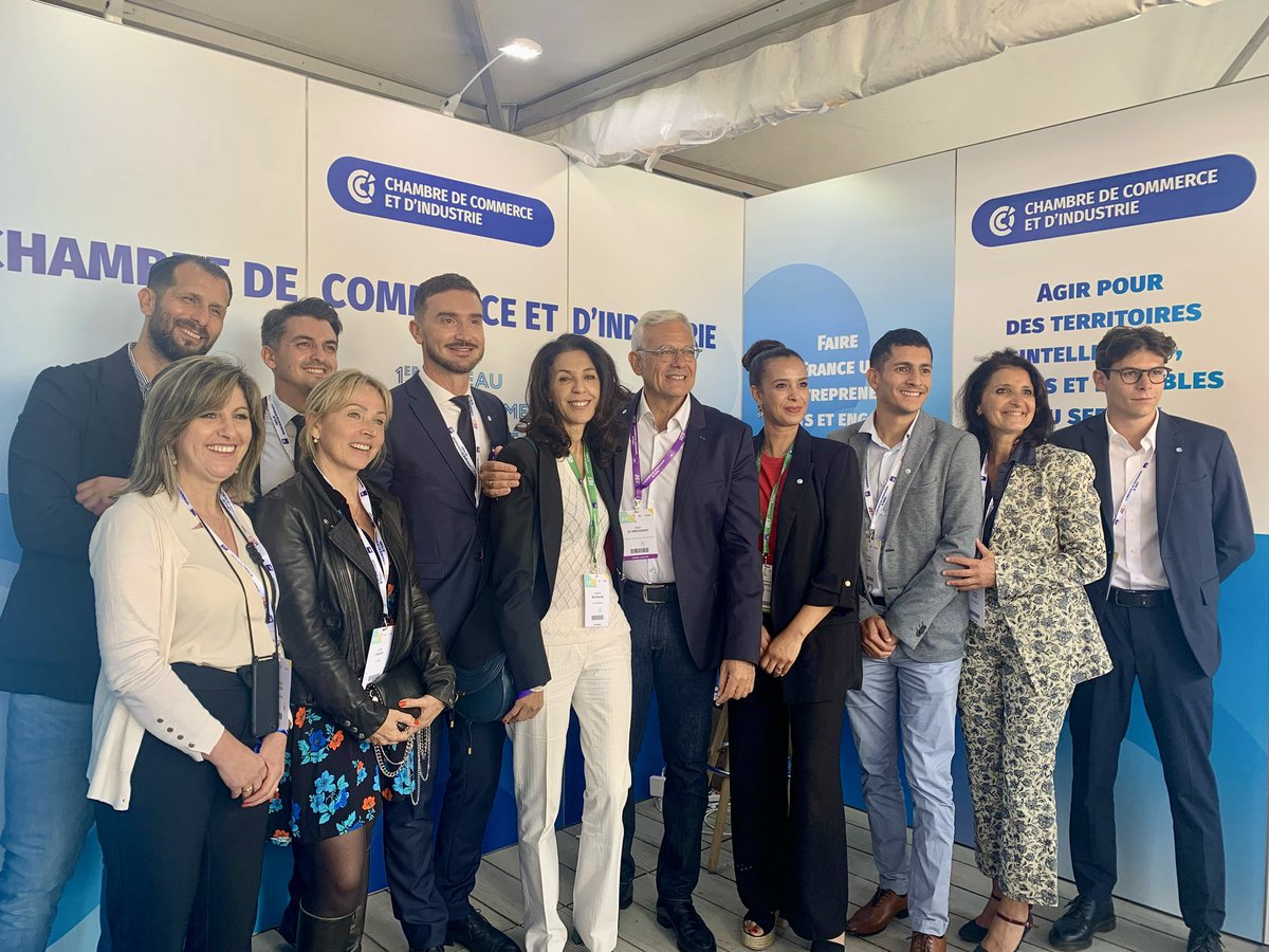 Ravi d’avoir participé à la #LaREF23 du @MEDEF 

👉 Des responsables politiques &amp; chefs d’entreprise qui ont dessiné nos priorités : l’attractivité, le plein emploi et la transition écologique

🗣️ De nombreux échanges avec des entrepreneurs venus des #Yvelines et d’ailleurs à la
