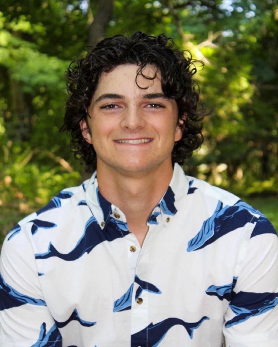 The Bishop McNamara community is mourning the loss of Graham McGrath, class of 2021. Graham was deeply loved by our community and recognized as a charismatic, extremely focused, and hard-working young man. There is truly no one that could light up a room like Graham could.