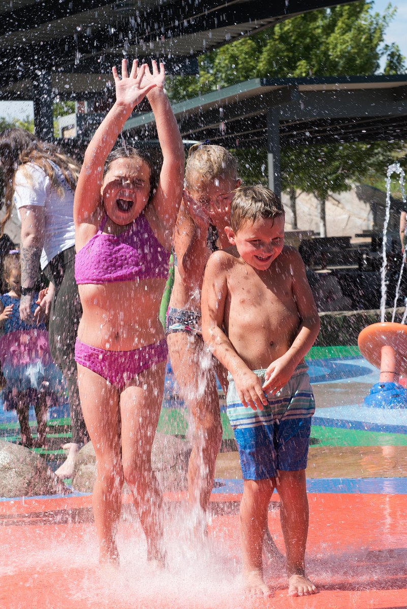 CentennialGov's tweet photo. Calling all splashers—get your swimsuits and sunscreen ready—the splash pad at Centennial Center Park closes for the season following the Labor Day Weekend! Visit https://t.co/uGKRQBLJHh for more information.

Have fun, stay safe and splash on 💦 https://t.co/6I5R2IByGj