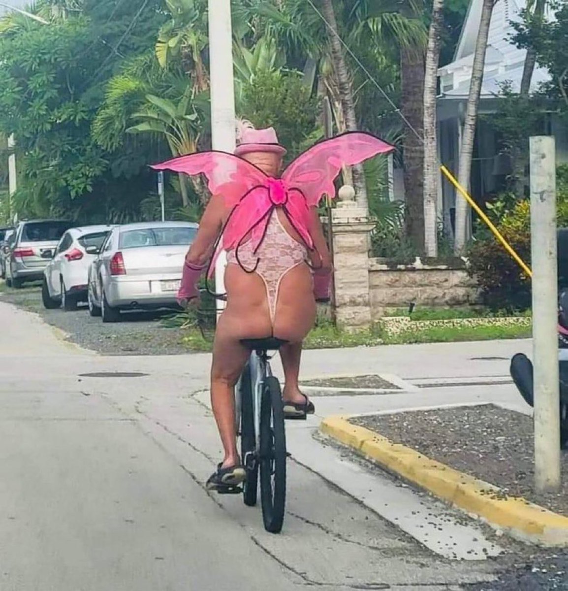 a borboleta do estômago indo embora pq o romance não deu certo