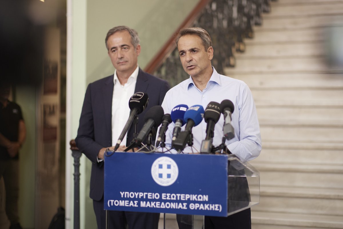 PrimeministerGR's tweet photo. Η Θεσσαλονίκη αλλάζει. Με το Μετρό και την κατασκευή του flyover, έργα σημαντικά για την αποσυμφόρηση της κυκλοφορίας στην πόλη. Με την παρέμβαση στο στρατόπεδο «Παύλου Μελά», αλλά και με το Thess INTEC, έναν «πνεύμονα» καινοτομίας και επιχειρηματικότητας. https://t.co/228ngXzLeS