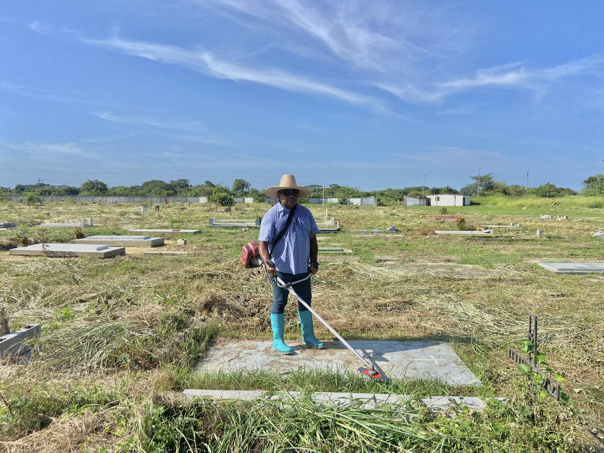 DanielNPSUV's tweet photo. En la mañana de hoy, estuvimos en el cementerio… Jardin de mis recuerdo haciendo la limpieza del mismo.

Nosotros venceremos 👍👍👍

Vamos por más 💪💪💪 https://t.co/NWo8yZ70fv