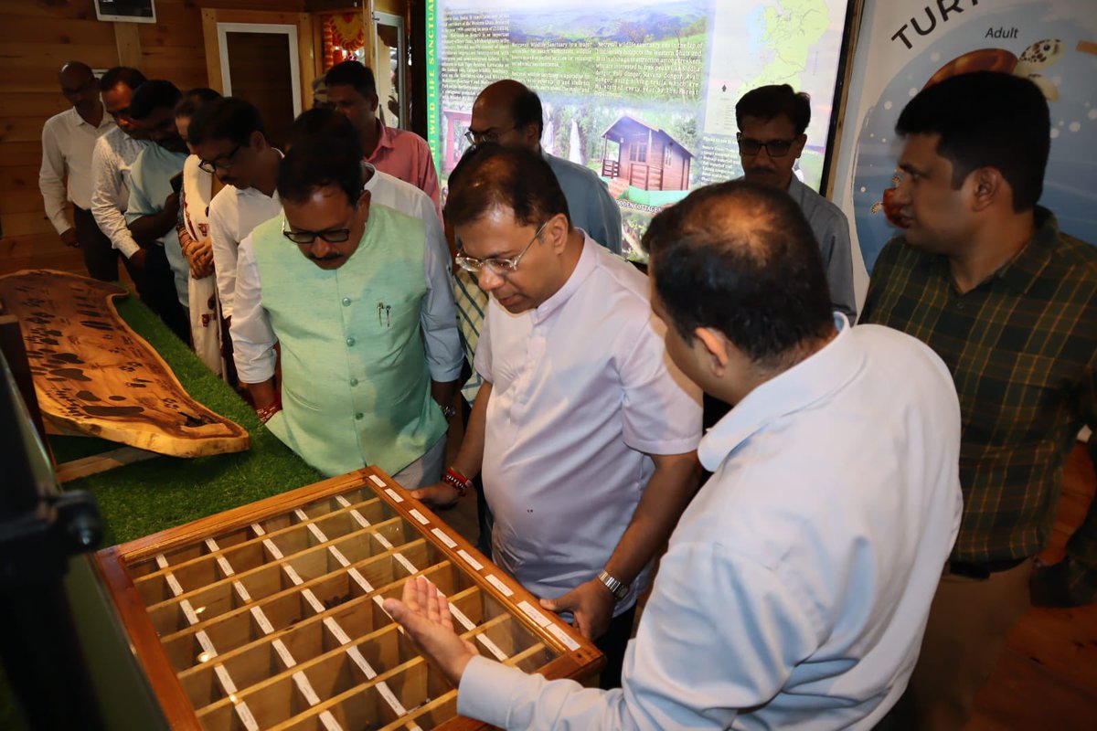 visrane's tweet photo. Inaugurated the Nature Interpretation Centre (NIC) and other Eco-tourism infrastructures created by #GoaForest Department at Netravali today in presence of Minister for Social Welfare, River Navigation, Archives and Archeology, Shri @SubhashGoa MLA Poriem Constituency @draneofficial PCCF Shri Rajiv Gupta, IFS, CWLW Shri Umakant, IFS, MD GFDC, Shri Saurabh Kumar and other forest officials.
Interactive panels and other information have been displayed at NIC in ‘easy-to-understand’ language.
The aim of the NIC is to create awareness and educate visitors about the importance of rich floral and faunal Diversity of Goa, and significance of nature and environment for the very existence of human beings. Regular tours of students to NIC will be conducted.
Goa Forest, through @gfdc_goa will further evolve and operate suitable activities by effective use of these Eco-Tourism infrastructure created in Netravali by engaging the local people.