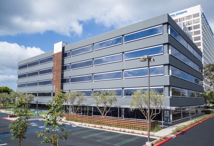 RadlinkInc's tweet photo. @RadlinkInc is on the Move! We're thrilled to announce the relocation of our corporate headquarters to a cutting-edge facility, symbolizing our commitment to advancing medical technology and fostering innovation.

📍 New Corporate HQ: 2101 E El Segundo Blvd, El Segundo CA 90245 https://t.co/EyRWtnOpvX