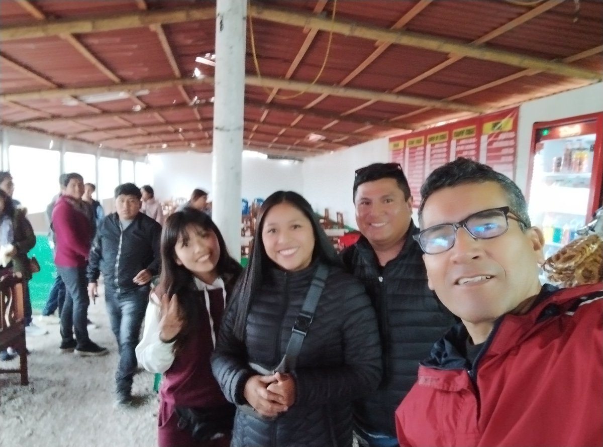 Rumbo al Campamento UPSur 'Más allá de la Montaña' 5 buses con 10 delegaciones salieron ayer de Tacna, y de aquí a poquito llegamos, Ancón nos espera