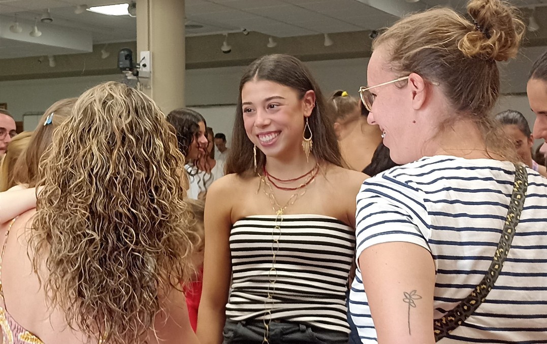 🌹JOVES REFERENTS
Des de la nostra agrupació volem felicitar a la poblana Mireia Martínez, que ha aconseguit la medalla de bronze en el Mundial de Gimnàstica Rítmica que es va celebrar divendres passat a València.👇🏿🤸
m.facebook.com/story.php?stor…
 #LPV