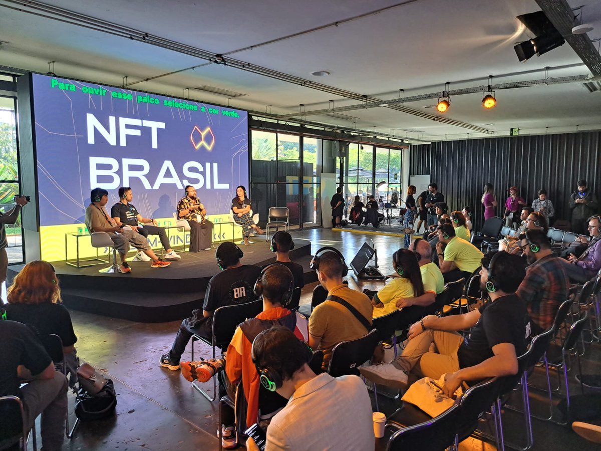 wallbee_NFT's tweet photo. Hoje não é dia de #tbt mas acordamos com saudades desse bate-papo incrível que tivemos no @_nft_brasil

Já podia ser a próxima edição né? 

#wallbee #nft #nftcummunity #nftbrasil #nftart #arte #artedigital #cryptoart #web3 #evento #saopaulo https://t.co/WaVwuQB0wo
