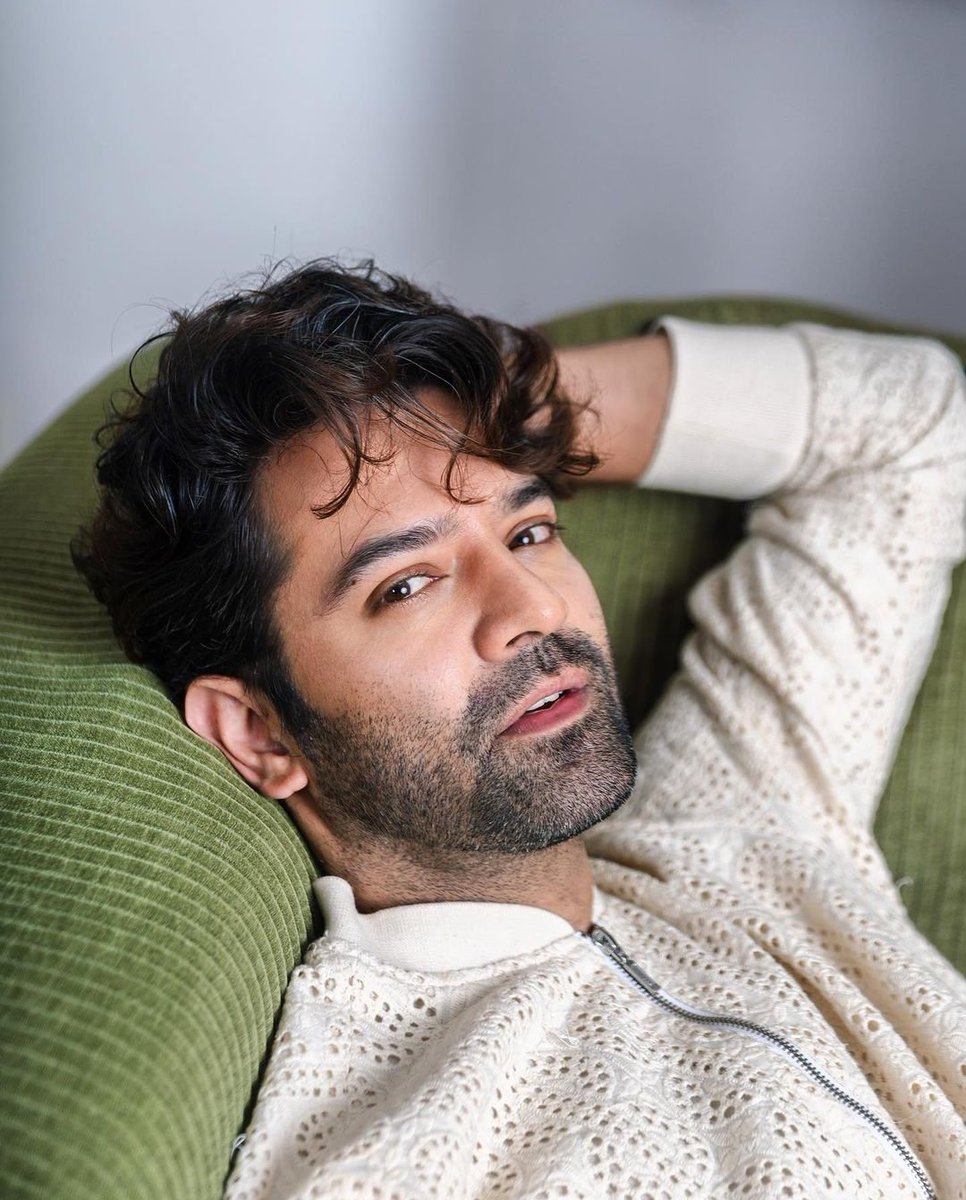 BarunAdulatnGrp's tweet photo. THINGS JUST GOT HOTTER 🔥🥵🔥🥵💟🫶

@BarunSobtiSays #BarunSobti

Cr :: https://t.co/VdKYdwZwPI https://t.co/9GrQ6ddYok