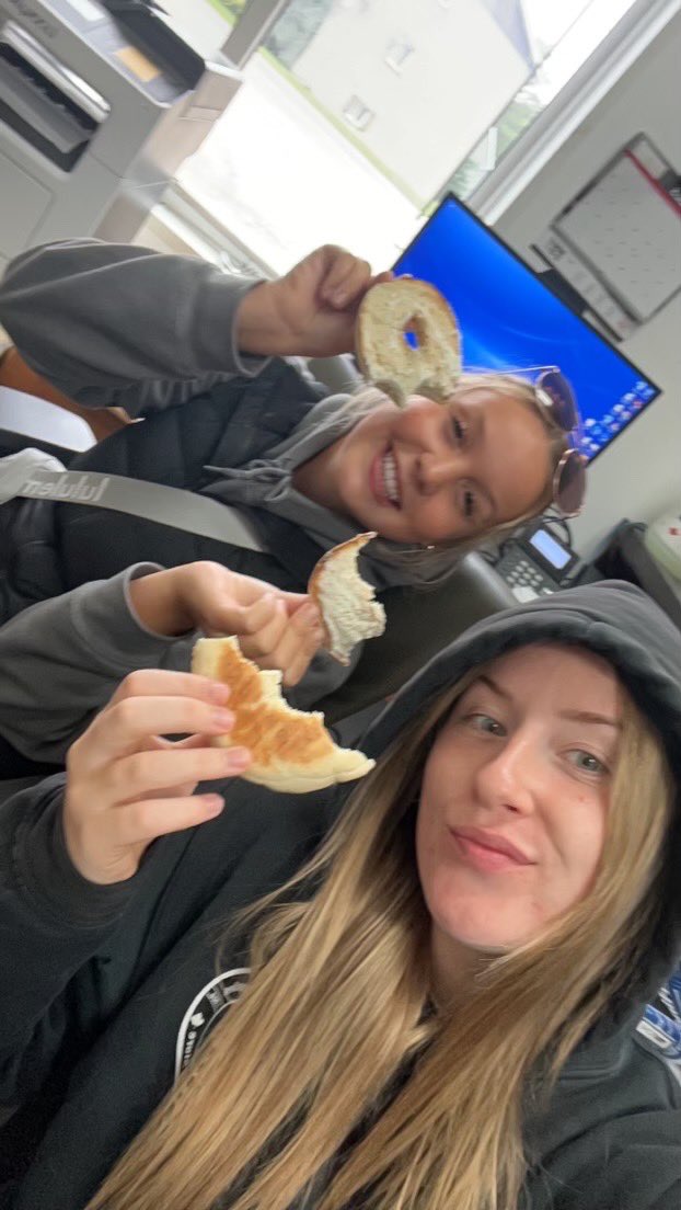 Midwest Co-op takes on Grain Assessment Tour Day #3! Branch breakfast and go. 🥯☕️👩🏼‍🌾

#GLGTour2023