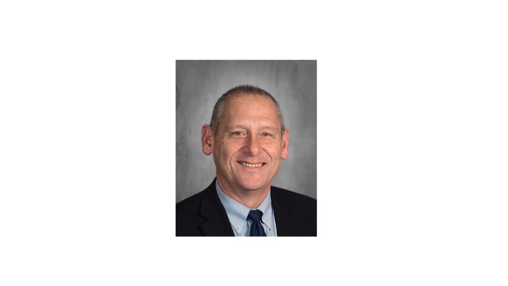 Decatur ISD Superintendent Announces Retirement decaturisd.us/article/122166…