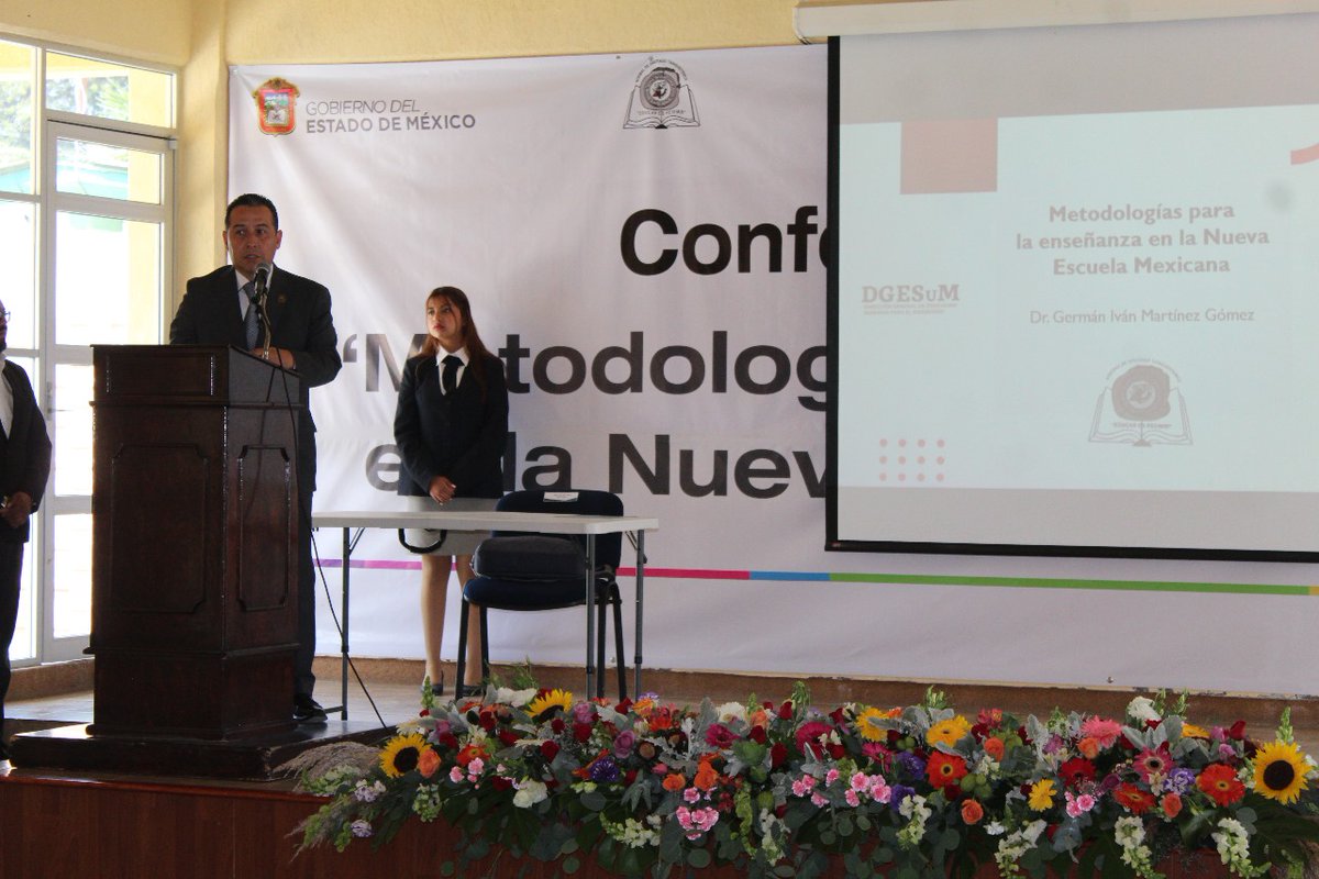 GermanIvanMtz's tweet photo. Agradezco al Dr. Mario Chávez Campos, titular de la #DGESuM y al Director General de #EducaciónNormal, Dr. Edgar Orozco Mendoza, la invitación para impartir esta conferencia en la Escuela Normal de Santiago Tianguistenco.
@MarchaChavez @Edg4rOrozco @normalistasomos @SEP_mx https://t.co/zQGqM0BGRA