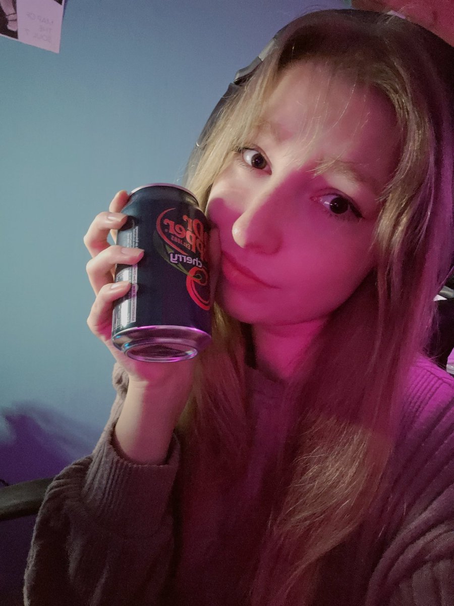 Neue Friese, neues Update, neues Glück! Auf geht's auf Geisterjagt und das natürlich nicht ohne <a href="/DrPepperDE/">Dr Pepper DE🍍🍓</a> 

 twitch.tv/Luumyx?sr=a