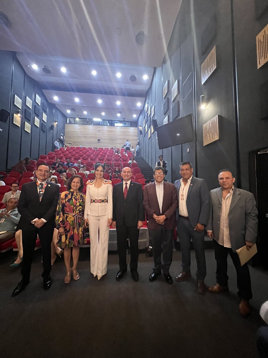 MATalibli's tweet image. Fue un gran honor para mí participar como panelista en el Panel sobre la Implementación de la Agenda 2030, los ODS y la Nueva Agenda Urbana en el marco de la #CIHALC2023. Tuve la oportunidad de compartir información pertinente sobre la importante colaboración de #Azerbaiyán🇦🇿 con…