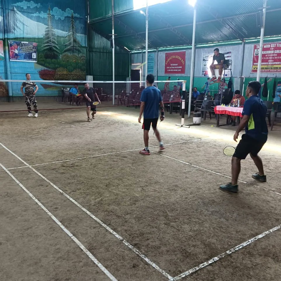 Closing ceremony of Sector Level Badminton Competition & National Sports Day meet at the courtyard of 14th Bn by Sh. H.B.K Singh, DIG SHQ (Spl Ops) Srinagar, Sh. B.C Joshi Comdt 14th Bn thanked all participants and officials.
#Sports4Unity 
#NationalSportsDay 
#FitIndia 
#ssb