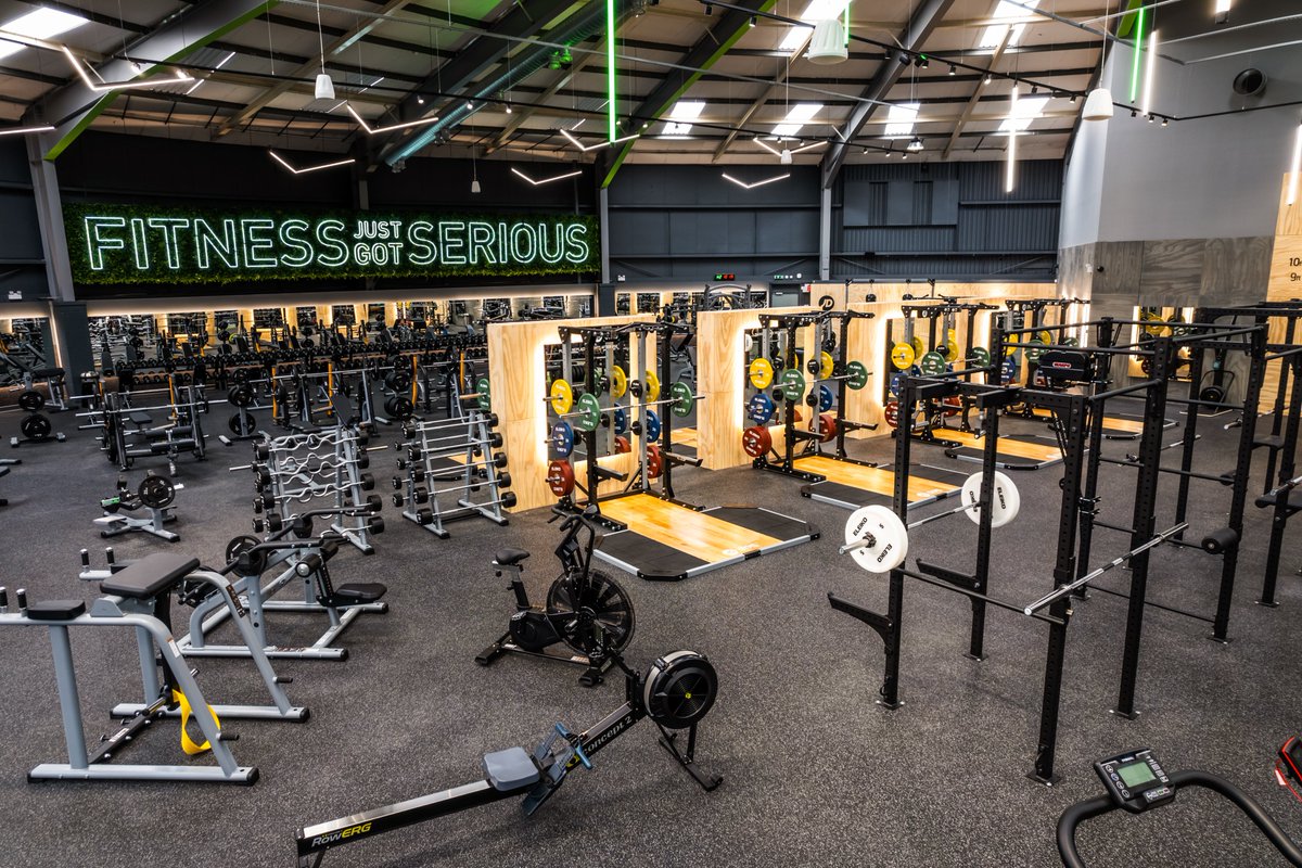 So... Something exciting happened today 👀 Please welcome the brand new JD Gyms Cheltenham!! 👋💚 We're so thrilled to see everyone loving the gym. Shoutout to the incredible team of staff over at Cheltenham for making this one of our best openings yet! 🔥 #jdgyms #newgym