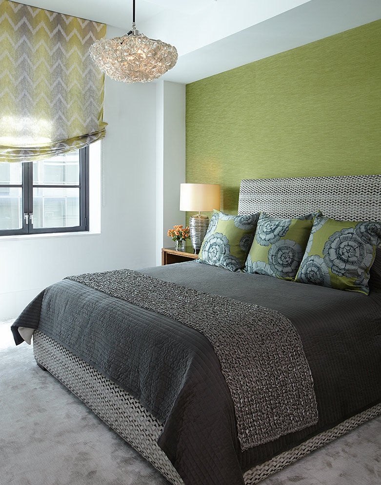 NYinteriordesig's tweet photo. Depths of texture in this Gramercy Park pied-à-terre embodies the style of the fun couple who own it! Designing this interior was easy as the pair appreciated our use of bright colors, texture and pattern. As always, we included custom touches throughout the home.
. https://t.co/W49j5jVGMv