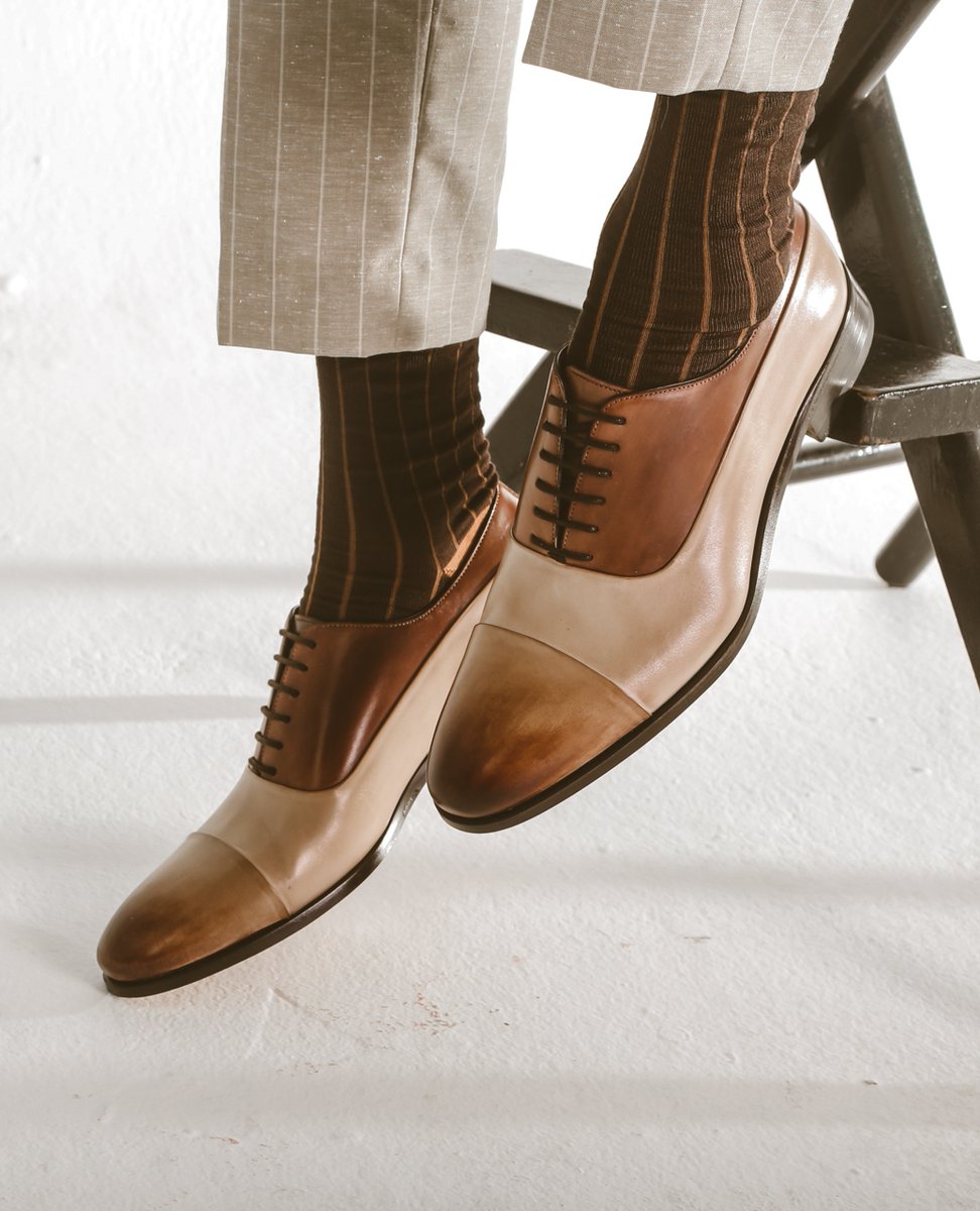 Sharp dressing is an art, and Ace Marks is your brush. Unleash your style creativity with exquisite leather shoes without the luxury price tag!⁠
.⁠
.⁠
.⁠
#AceMarksShoes #StyleAceMarks #mensfootwear #dressshoes #menwithstyle #mensfashionpost #menstyle #mensfashion #menswear