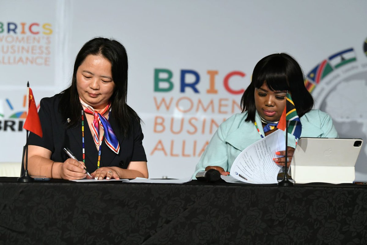 BRICSWBA_SA's tweet photo. The BRICS - Africa WBA Trade Conference concluded with outstanding success on August 21, 2023. 

To learn about all of the highlights from the conference, click the following link: https://t.co/Jttsmta1yN 

#BRICSAfricaWBA2023 #WomenInBusiness https://t.co/hpG8s2BGID