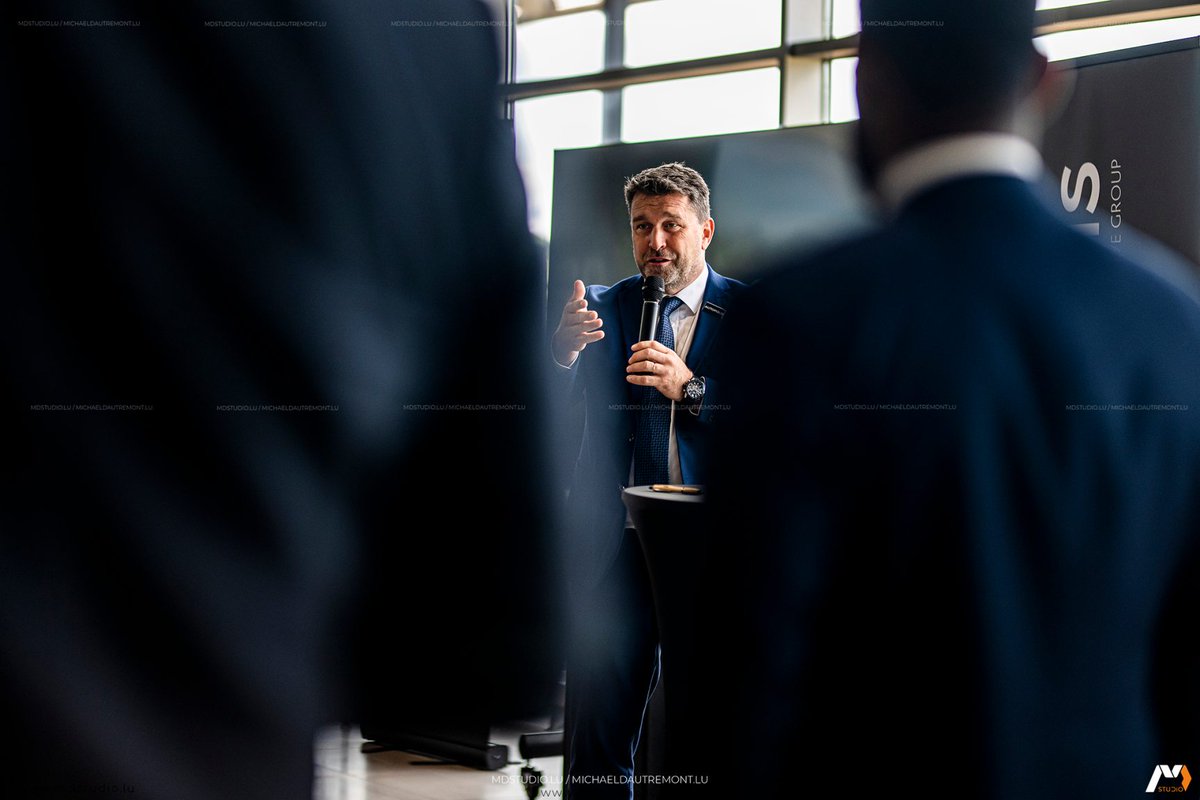 MDstudiolux's tweet photo. Le groupe Autopolis à eu le plaisir d’accueillir dans son expansion l’équipe FordStore Collé au Luxembourg. Un moment que nous avons eu le plaisir de mettre en images pour leur communication.

© https://t.co/T0PvBziPGT

#autopolis #autopolisluxembourg #vanmossel #fordluxembourg https://t.co/xylAYl1kir