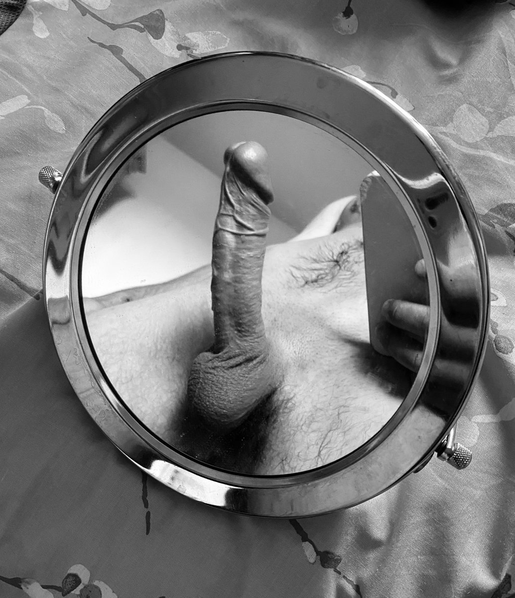 CavemanCarlo's tweet photo. I’d like to see your face in the mirror too so I can watch you suck from every angle 😩 https://t.co/ojm1aPkE5N