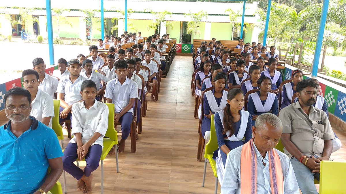 RUpakaar's tweet photo. Narrowcasting- 5                         about Filaria Awareness Campaign                              At-Gram Panchayat High School, Dhangadadiha, Radio Upakaar 90.4 FM, Dist- Keonjhar, Odisha
#community  #ComnunityRadio 
#CraIndia2011 
@RUpakaar https://t.co/m8oe5zwuke