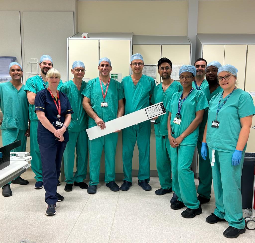 andrewvanezis's tweet photo. Fantastic for us to finally get our coronary sinus reducer programme off the ground in Nottingham for patients with refractory angina. 3 great cases with the help of @fra_giannini1, @Neovasc @ShockwaveIVL guys and in partnership with @DrAmarMistry and a fantastic cath lab team. https://t.co/PFIB8W7esm