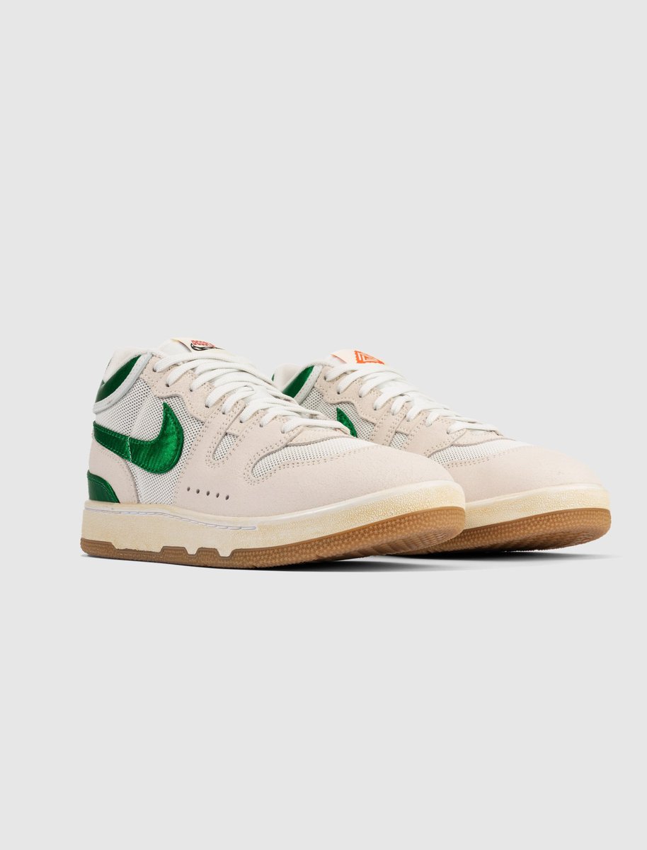 KickingItATX's tweet photo. Social Status x Nike Attack “Social Currency”

Available tomorrow (08/31/23) at 11 am via First Come First Serve. 

Men sizes 5-14 for $140. 

#kickingit #socialstatus #nikeattack https://t.co/DX9UiNH9uC