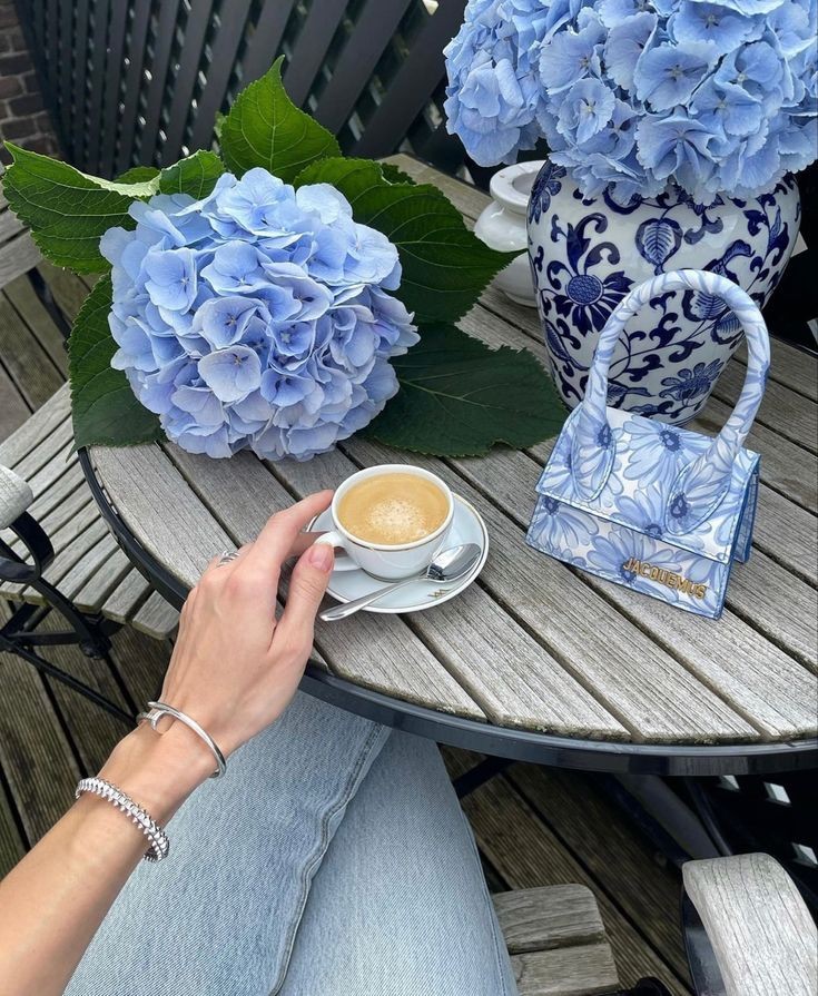 Self loving. 🍩☕🌸🦋