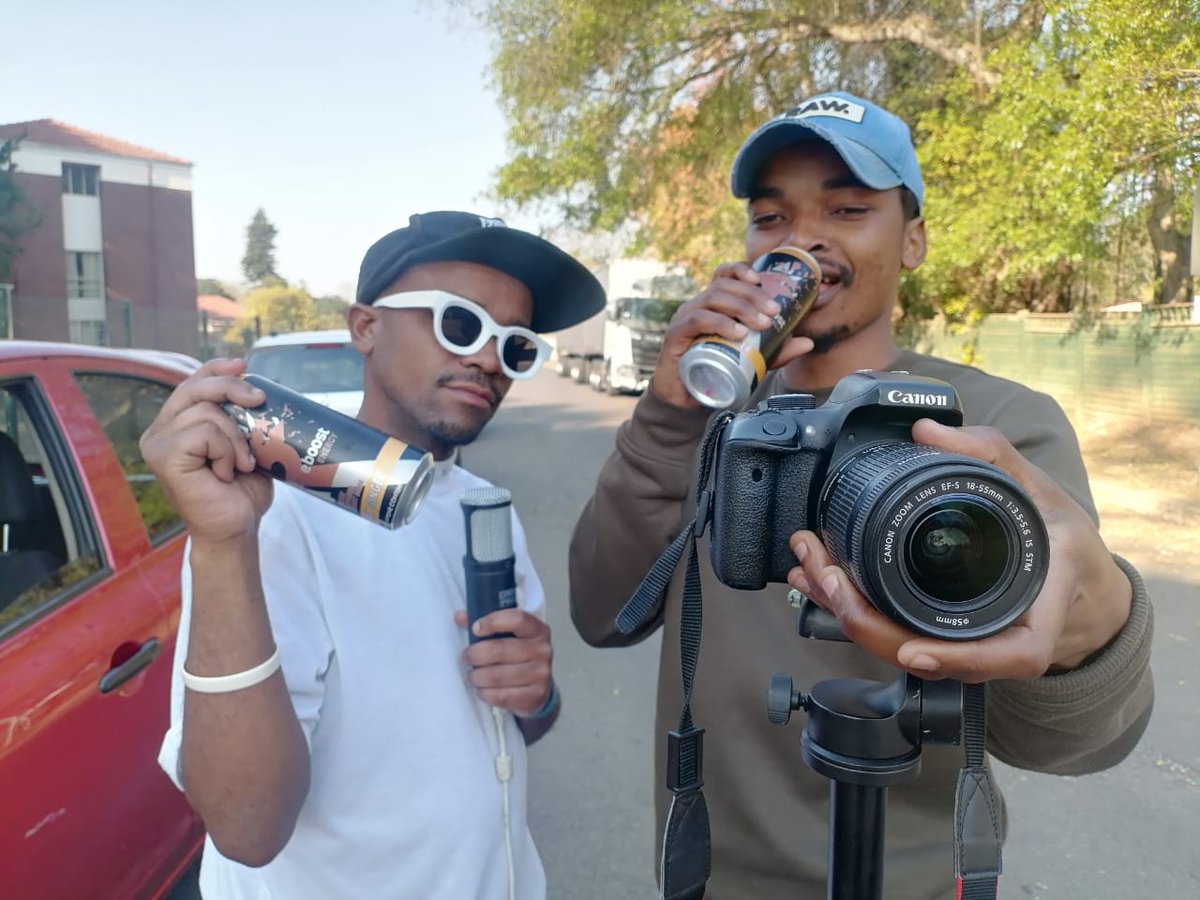Dumi_prince's tweet photo. @SlimTyler1 @ReboostEnergy @Bhongo_Tobela @King_LS69 #RiseWithReason
#BoostYourEnergy https://t.co/Tvjz9kdPZd