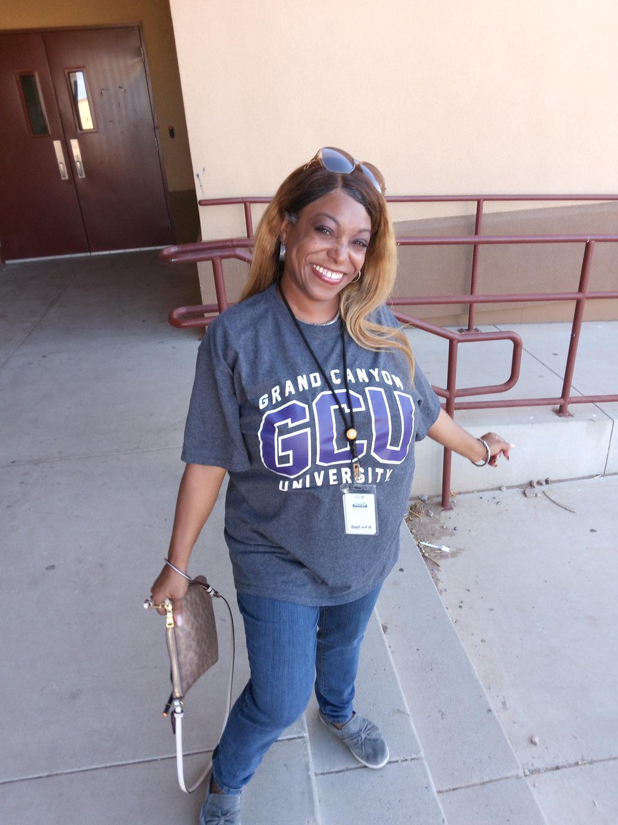 It's "College Wednesday" at Sequoia Pathway! #WeAreAVID