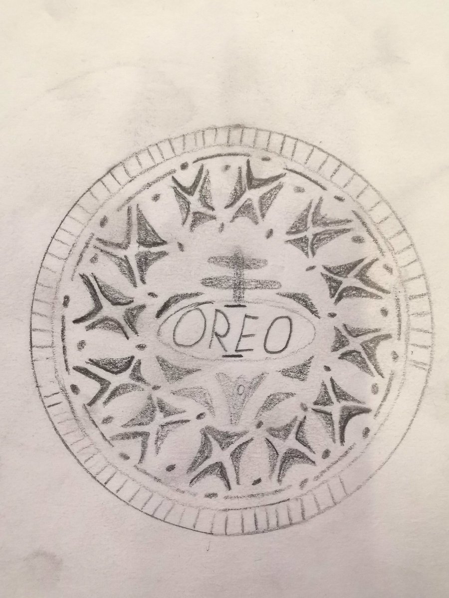 art_mrsbridson's tweet photo. This afternoon the 3rd years were practicing their tonal drawing skills by studying Oreos! They showed great concentration and perseverance. Super job Katie, Conleth and Eilidh! 👍🏻🙌@KeithGrammar #bge #oreo #tonaldrawing https://t.co/xCJWHeIF8f