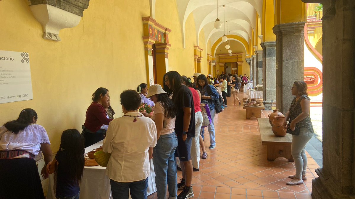 MAEVorizaba's tweet photo. El #MAEV invita a la expoventa "Artífices. Mercado Artesanal", un espacio con lo mejor de la artesanía de #Veracruz en la región de las Altas Montañas.
¡Visítanos!
🗓️ Sábado 2 y domingo 3 de septiembre
🕛 10:00 a 19:00 h
📍 Museo de Arte del Estado de Veracruz
🎟️Entrada libre. https://t.co/UAhg3wkZ4U