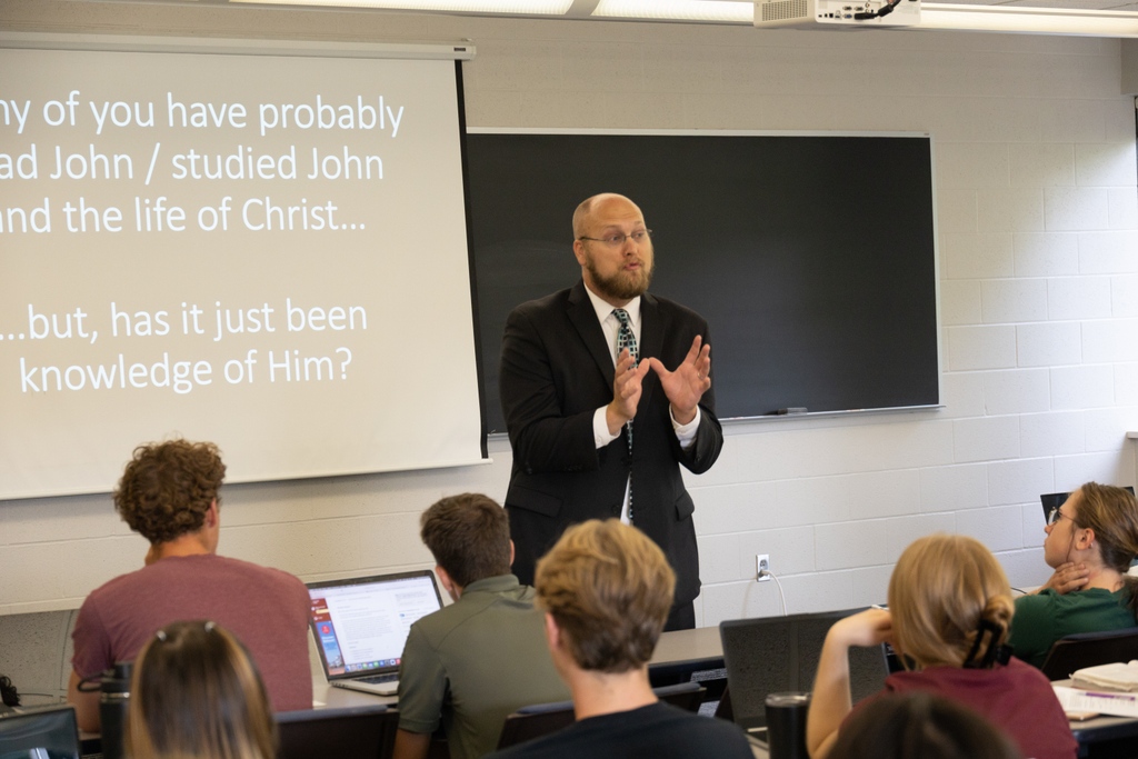 flbc_edu's tweet photo. First day of classes here at FLBC! Please be praying for these students as they spend their academic year studying Scripture. We are so excited for another year of students being grounded in God's Word! #FLBC # FLBCfam #firstdayofschool https://t.co/lv8HVKAtMc