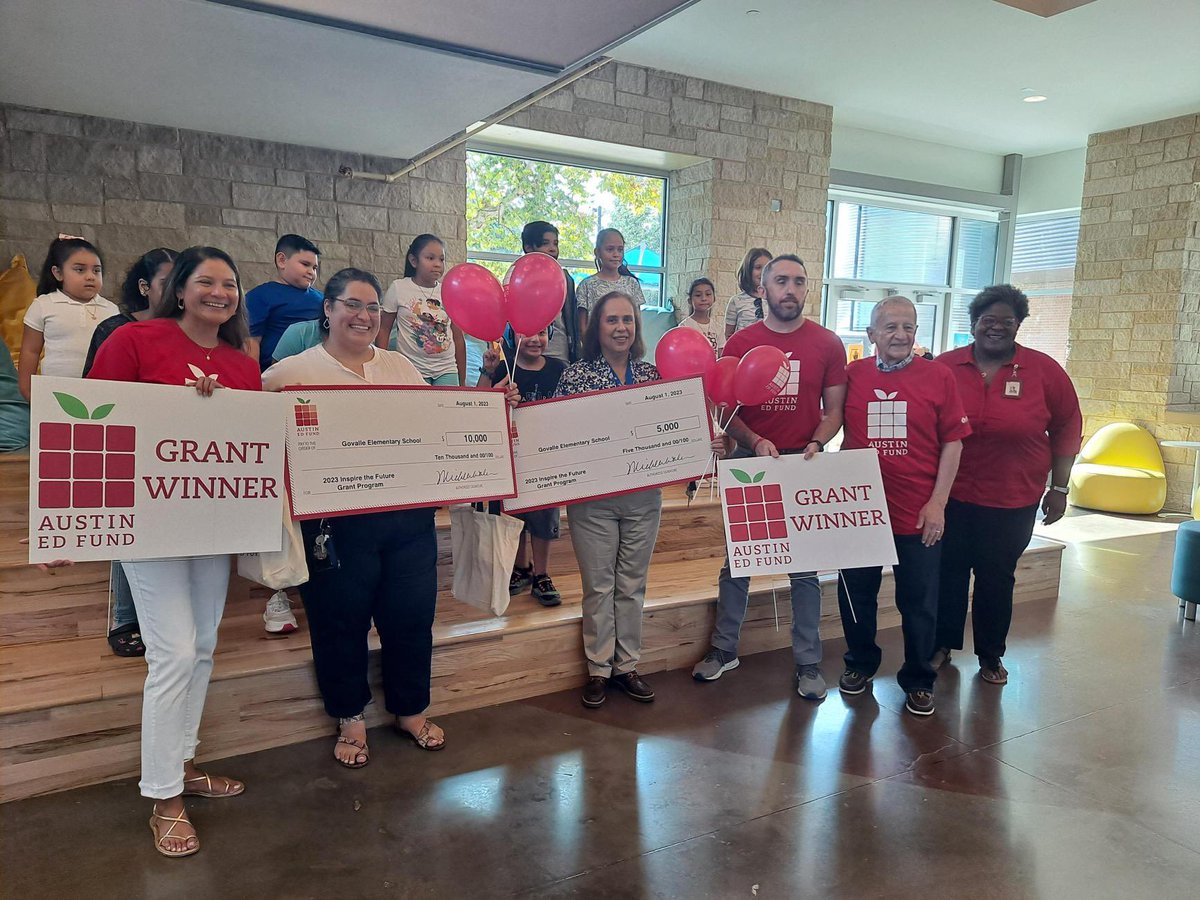 DianaVa75193829's tweet photo. Austin ED Fund awards Govalle ES with two grant awards, worth $15k to support student success at school and bringing the school community together. Congratulations to the Govalle Roadies! https://t.co/mjJw6e9Jn4