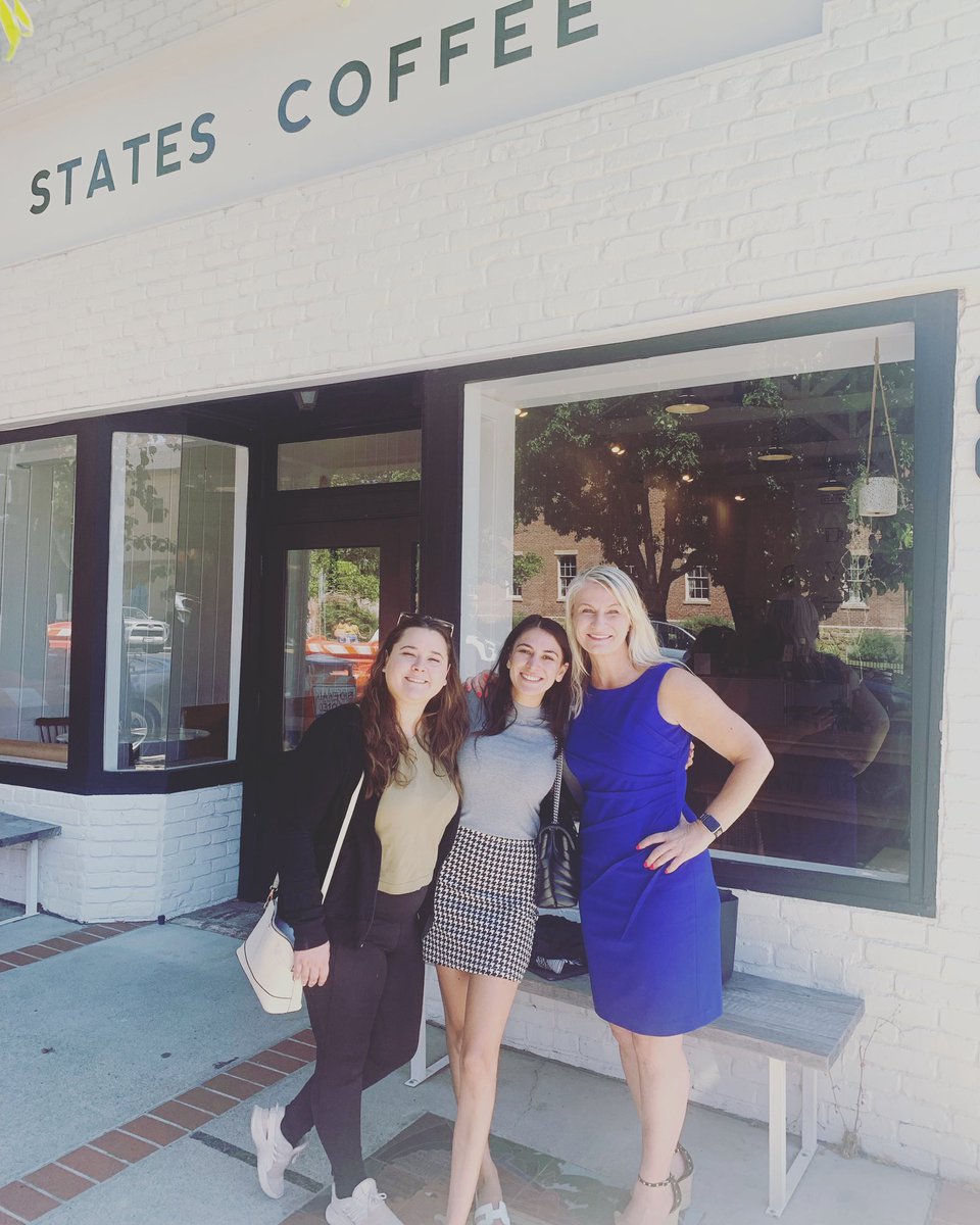 Yesterday I had such a great meeting with these two ladies! We had a blast talking about #RodanandFields , there is such a great promotion for skin and hair products PLUS free customer membership! It’s going until tomorrow at midnight 8/31, dm me if you would like to know more