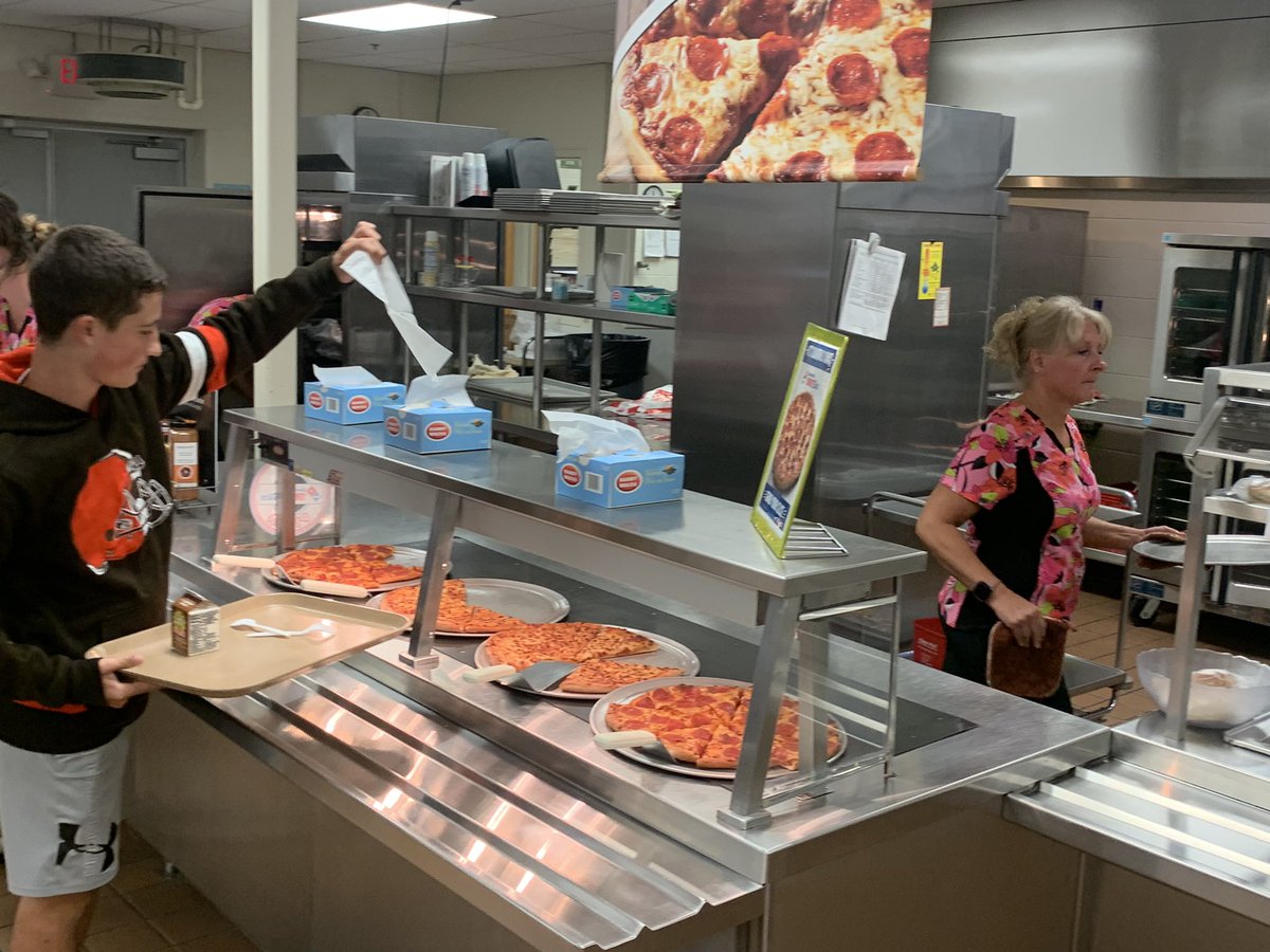 SteelePrincipal's tweet photo. These ladies make me exhausted just watching them in action!!!  Hundreds of students every period get fed well and they make it look easy!!  #HeroStuff https://t.co/KNPq1g3Y77
