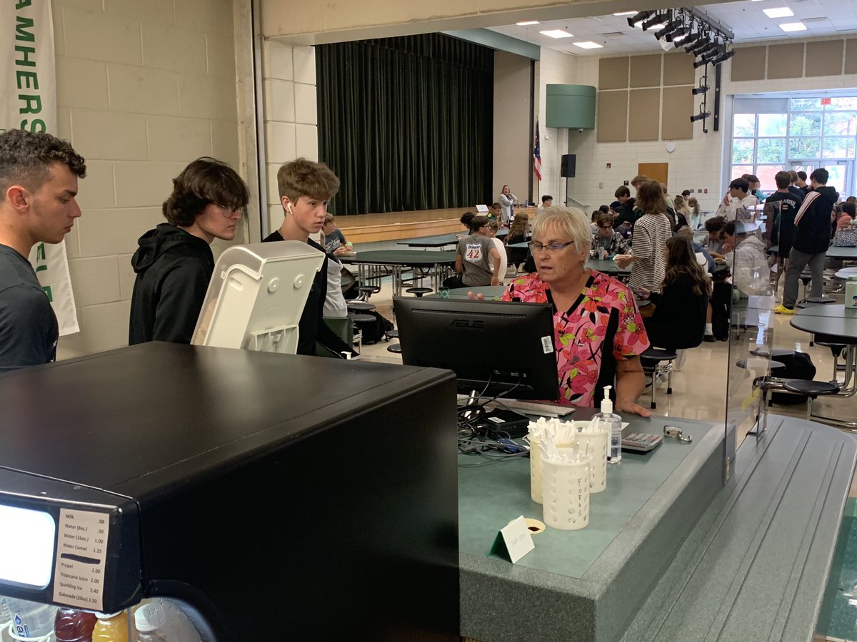 SteelePrincipal's tweet photo. These ladies make me exhausted just watching them in action!!!  Hundreds of students every period get fed well and they make it look easy!!  #HeroStuff https://t.co/KNPq1g3Y77