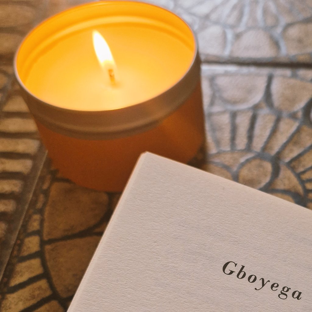 _dodo's tweet image. A hopeful candle lit for Gboyega. So many are willing him home safe.  #FindGboyegaOdubanjo