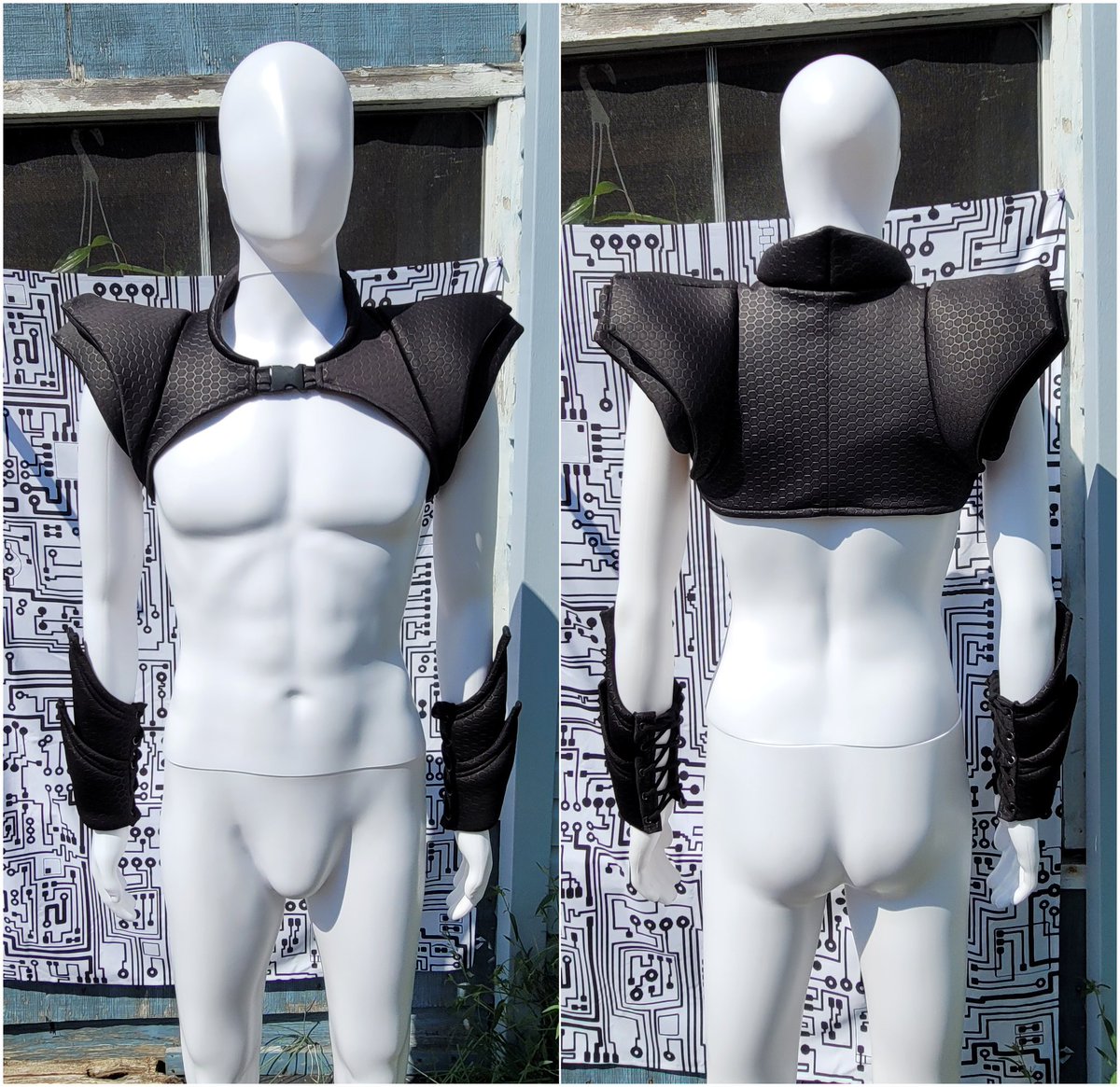 elliss_seven's tweet photo. MISSION SUCCESS! A recent order of mine. Classic blunted hex d-fin w/matching laced cuffs. Hoping it made its way to Burning Man!!
#ls7 #cyberfashion #cyberarmor https://t.co/01OGoQQFyR