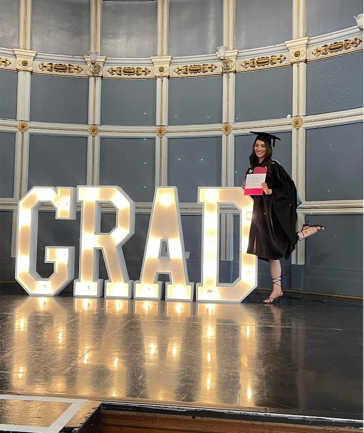 EBSingingSchool's tweet photo. Congratulations to all of our past students who recently graduated with degrees in Musical Theatre! Grace from @ItaliaContiUK, Sienna from @theurdang and Rosie &amp; Natasha from @PERFORMERS_COLL! Congratulations and Happy Graduation! 🎓 xx https://t.co/KmVE01cSWH