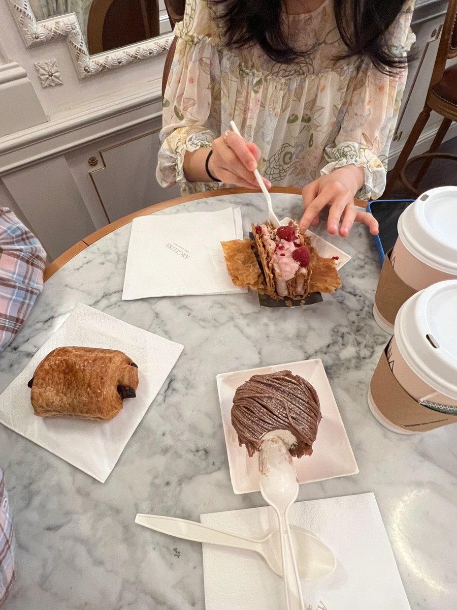 _nuss's tweet photo. 🌟 Enjoy the little moments of life as they make up our happiness. 😊 #life #afternoon tea #happy #relax #FriendshipDay https://t.co/Lwx0Go07RI