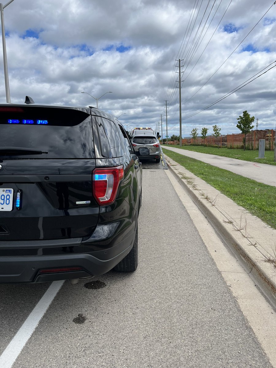 HRPS_Comm's tweet image. This G2 driver was driving 107 in a 60 zone and ran a red light before being stopped by police. They’ve now lost their licence (30 days) and car (14 days) and summonsed to court.

With less than 1 week until school starts all drivers need to slow down and be alert. #SafeStart ^JW