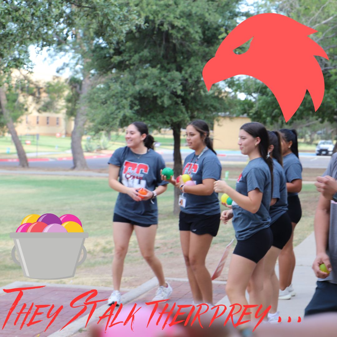 hchawks's tweet image. Hawk Cheer shows no mercy !!!!
#Waterballoonfight #Hawkcheer #Hawkathletics