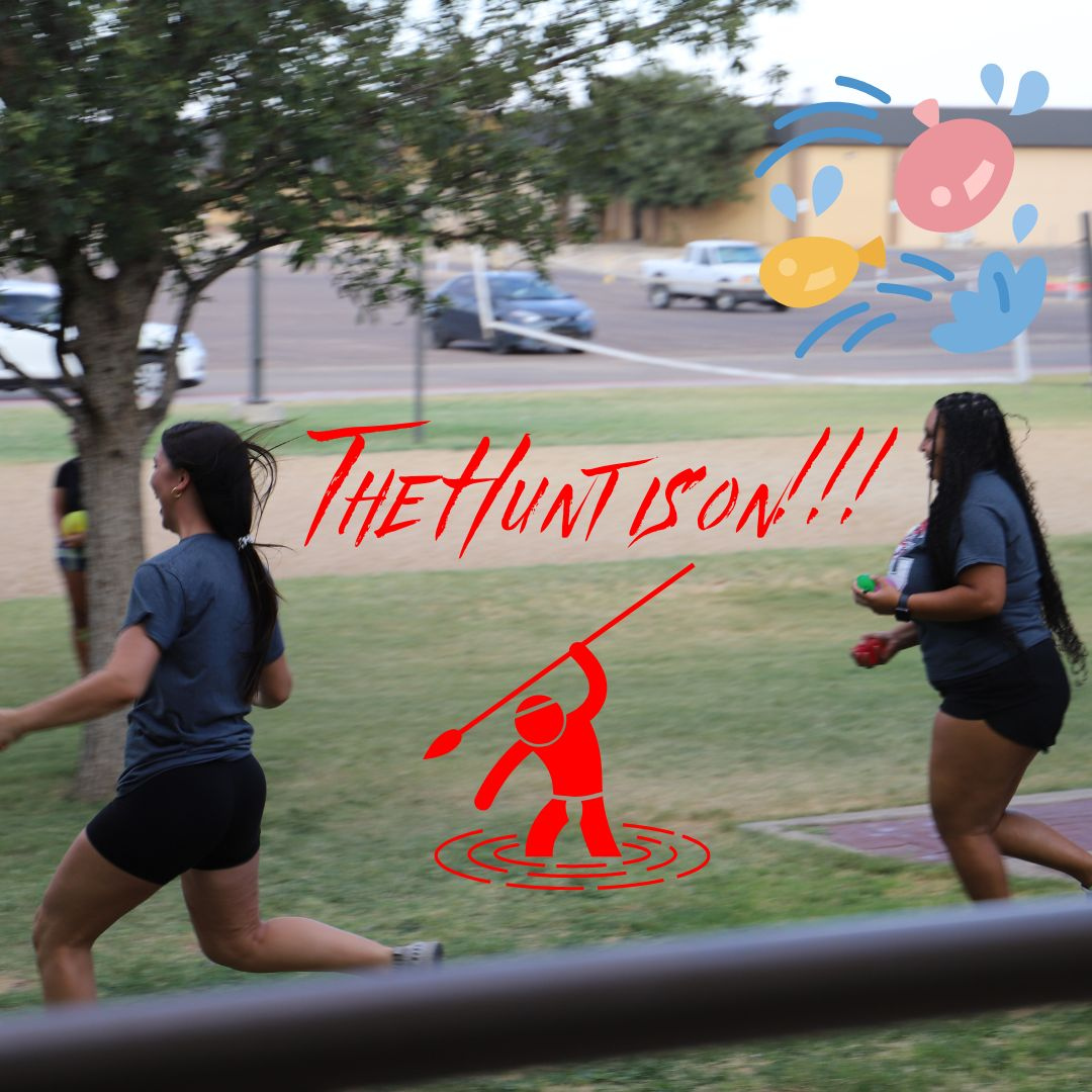 hchawks's tweet image. Hawk Cheer shows no mercy !!!!
#Waterballoonfight #Hawkcheer #Hawkathletics