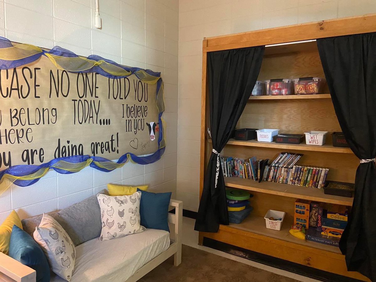 Allison Dees (@allisoncte) on Twitter photo 📚 Building strong relationships with CTE students <a href="/wcpatriots/">West Carteret High School</a> is a top priority! Every interaction is a chance to connect, learn, and grow together. Let's create a positive and supportive learning environment! 🌟👩🏫📝 #CTETheHotTopic #ageducation <a href="/CarteretK12/">Carteret County Public School System</a> <a href="/CTEforNC/">NC Career and Technical Education</a> 📚 Building strong relationships with CTE students <a href="/wcpatriots/">West Carteret High School</a> is a top priority! Every interaction is a chance to connect, learn, and grow together. Let's create a positive and supportive learning environment! 🌟👩🏫📝 #CTETheHotTopic #ageducation <a href="/CarteretK12/">Carteret County Public School System</a> <a href="/CTEforNC/">NC Career and Technical Education</a>
