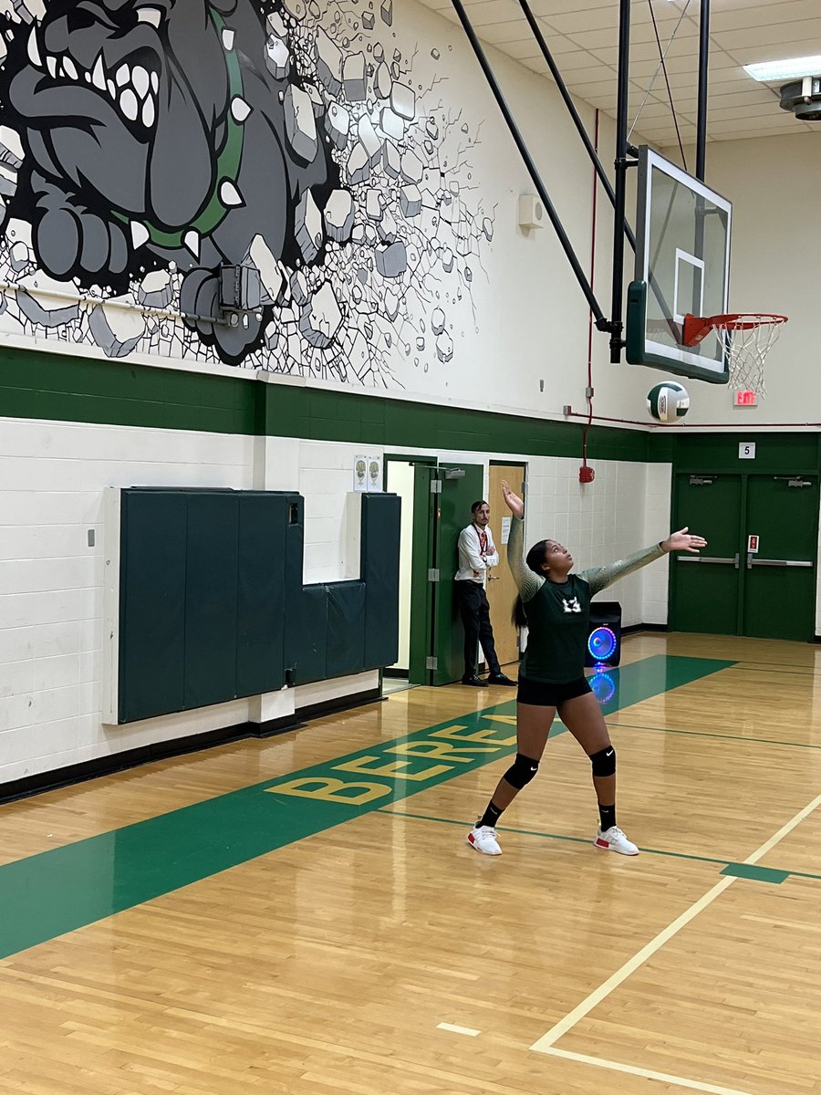 BereaBulldogsMS's tweet photo. ๐ Our volleyball team takes on Lakeview tonight
๐ We are in the first set and things are heating up! Going to be a close match all night!
๐ Best of luck to our Volleyball Team this evening!
#lovesupportaccountability #workhardbekind https://t.co/gML60U9EMT