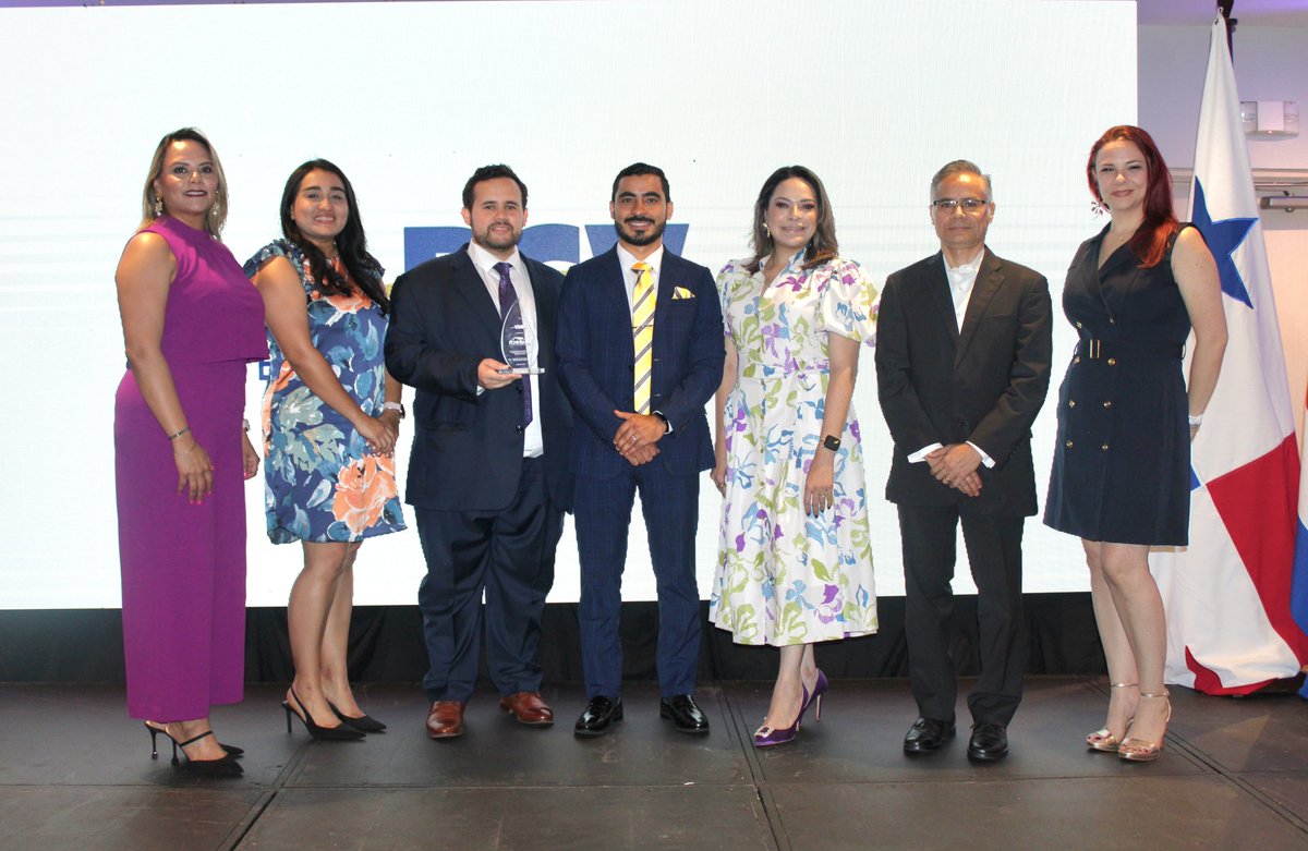enter504's tweet photo. #Empresariales Bolsa Centroamericana de Valores destaca trayectoria de Alutech en mercado bursátil regional y sus exitosas emisiones financieras      #Centroamerica #Honduras #MercadoBursatil #Alutech #EmisionesFinnacieras #BolsaDeValores 
https://t.co/8ELvflkHuT https://t.co/7KzKIrG4p9