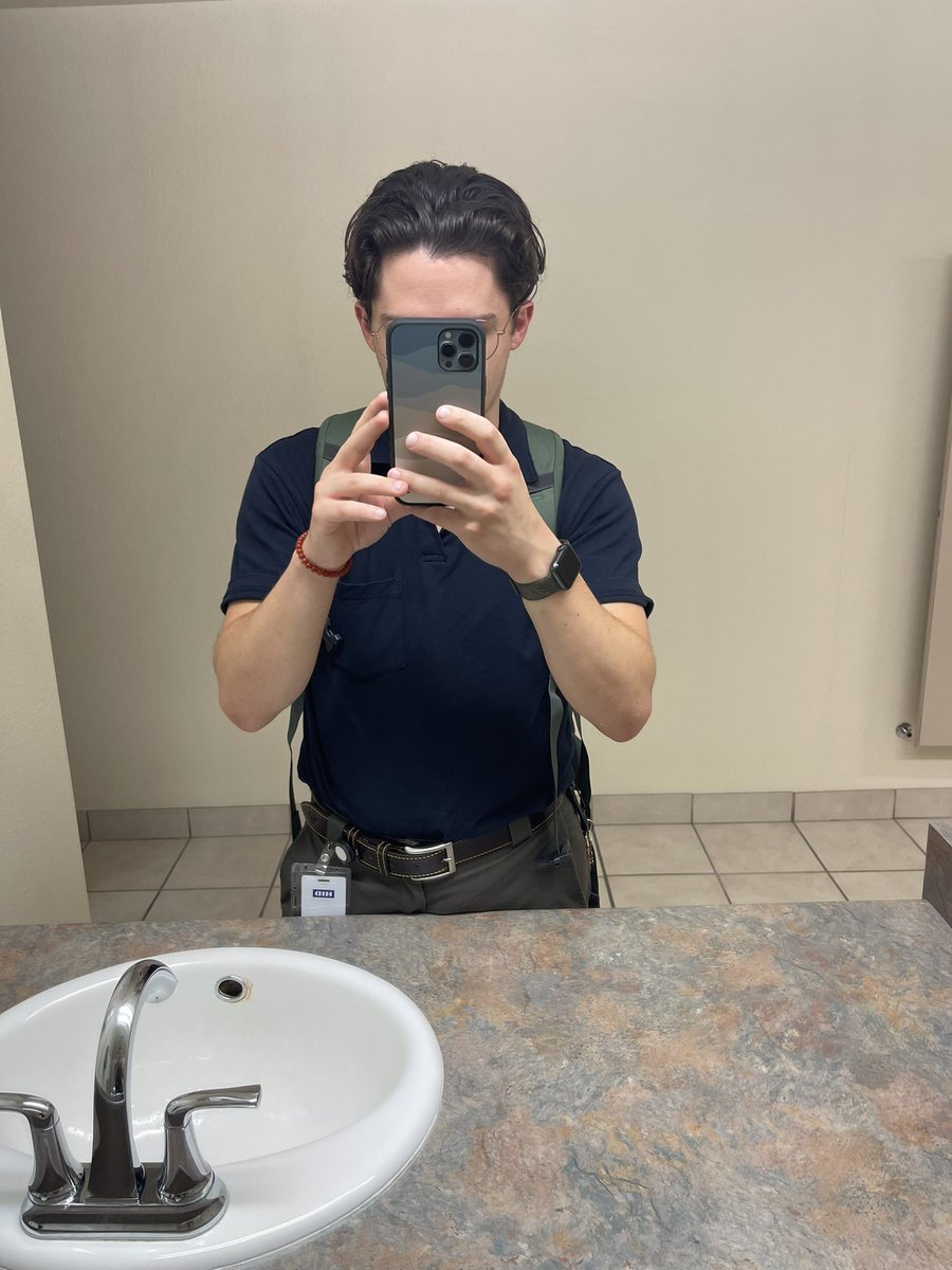 jamesreoni's tweet photo. Hair took a hard left AND a hard right today https://t.co/zEGlxthzbP