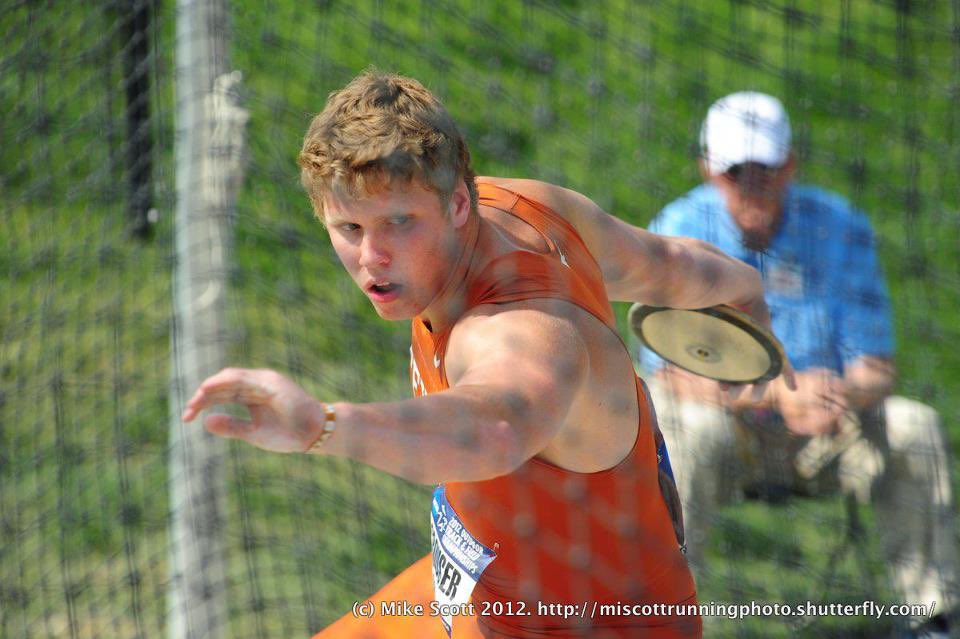 ThrowersUni's tweet photo. Ryan Crouser’s response when asked about how far he believes he could throw discus:

🗣️ “I think 65-67m relatively quickly, hopefully further, but it would take full time dedication” https://t.co/3ZTqsJHGle