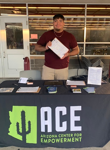 We’re excited to continue engaging with students and parents at the back-to-school events. We need more people engaged in our democracy. Sign up to take action now! bit.ly/take-action-2d…
